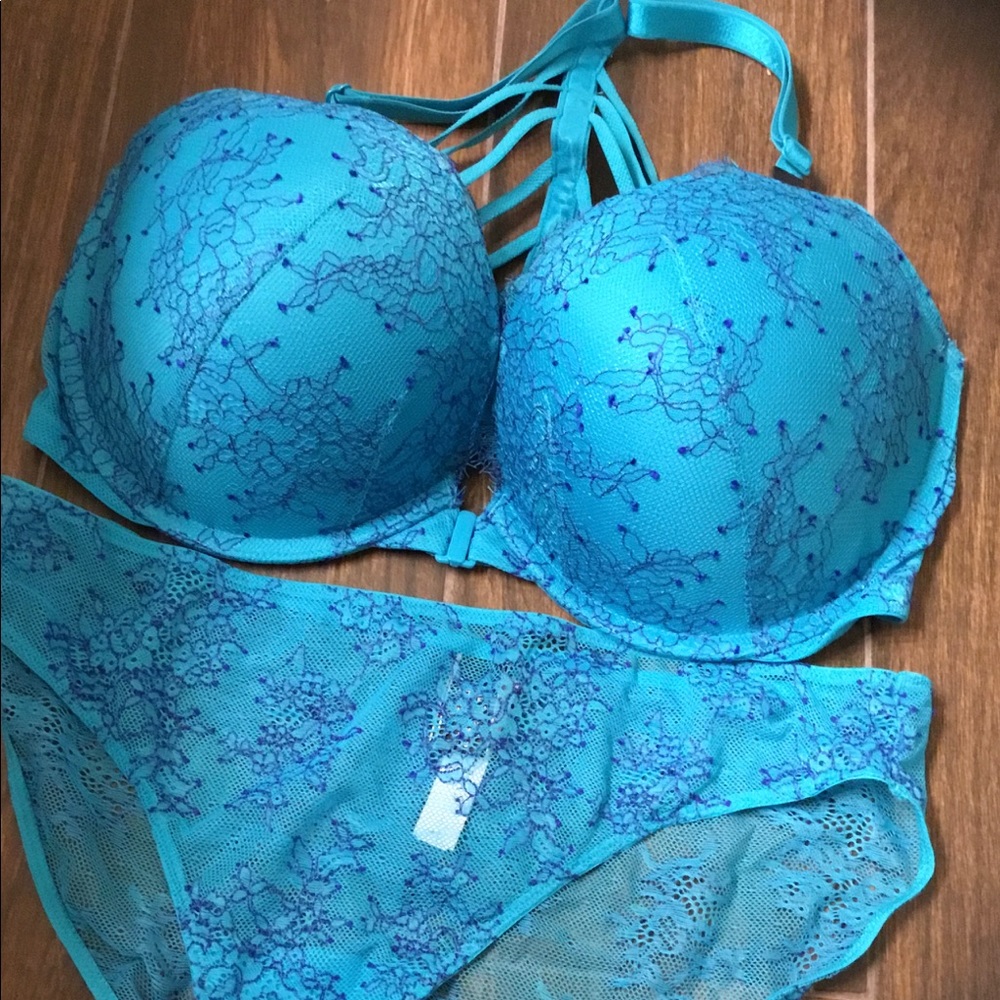 Victoria’s Secret Bra & Panty Set NEW